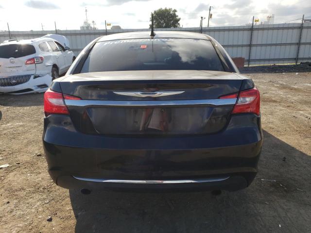 1C3CCBAG5EN131242 Chrysler 200 LX