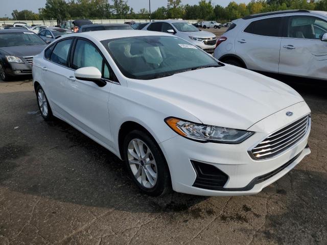 3FA6P0HD6LR257526 Ford Fusion SE 4