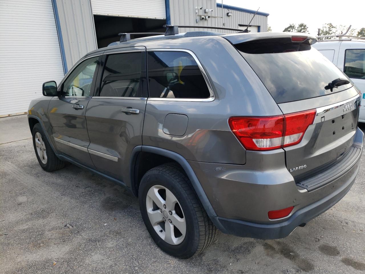 1C4RJEAT6CC300851 2012 Jeep Grand Cherokee Laredo