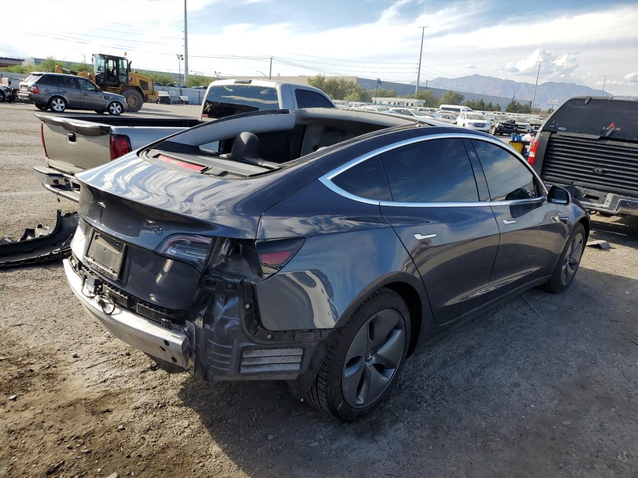 2019 Tesla Model 3 vin: 5YJ3E1EA6KF396400