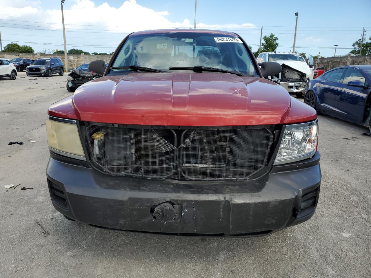 1D7HE38K68S557576 2008 Dodge Dakota Sxt