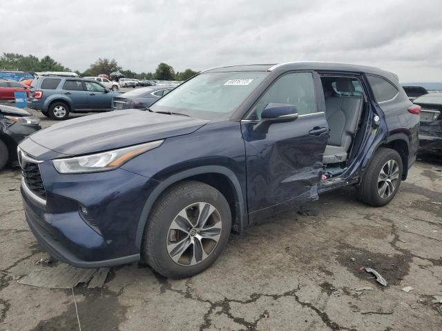 VIN 5TDHZRBH0LS016328 2020 Toyota Highlander, Xle no.1