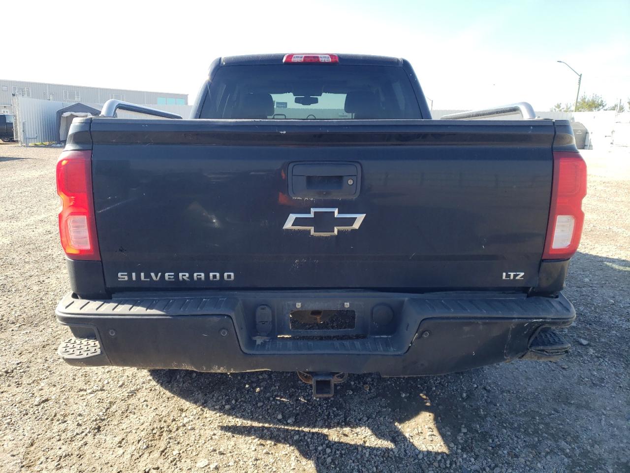 3GCUKSEJ2JG414998 2018 Chevrolet Silverado K1500 Ltz