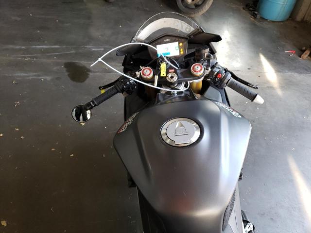 2019 APRILIA RSV4 ZD4KEU005KS001691