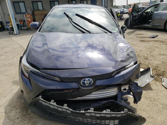 JTDEAMDE9NJ039218 Toyota Corolla LE 5