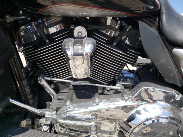 2017 HARLEY-DAVIDSON FLTRU 1HD1KGD18HB686992