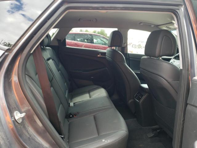 KM8J33A21JU633593 Hyundai Tucson Value