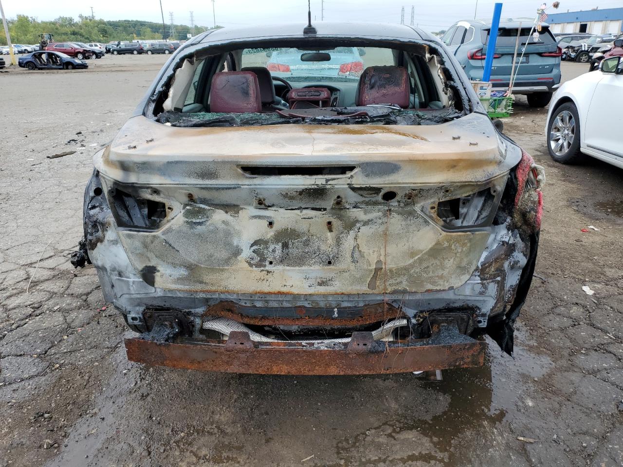 1FAHP3F24CL448453 2012 Ford Focus Se