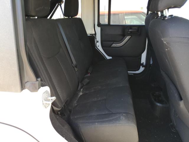 1C4BJWDG4JL932041 Jeep Wrangler Unlimited Sport