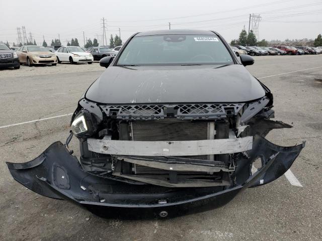 WDD3G4EB3KW002227 Mercedes-Benz A 220
