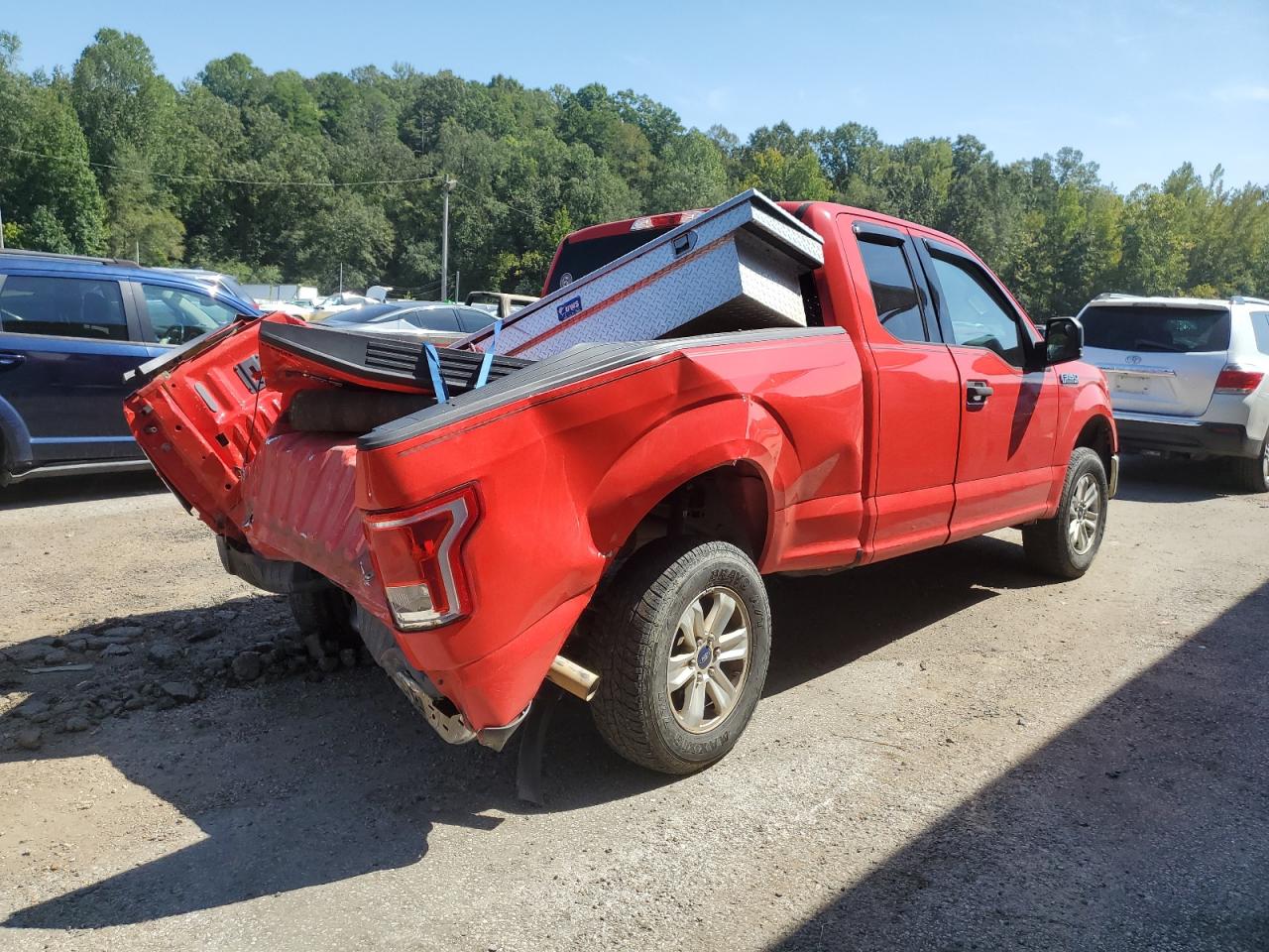 2016 Ford F150 Super Cab vin: 1FTEX1CF4GKG05340