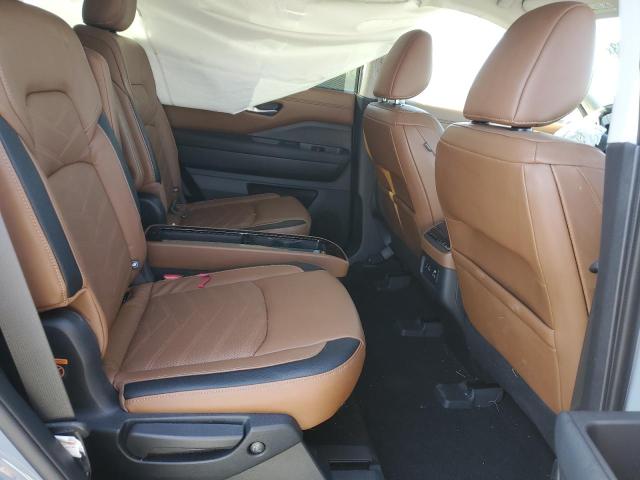 5N1DR3DH3NC242324 Nissan Pathfinder Platinum