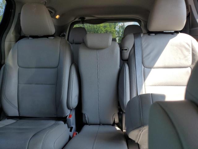 5TDYZ3DC1HS812334 Toyota SIENNA XLE