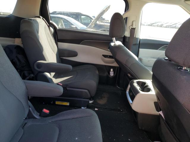 KNDNB4H37N6081458 KIA Carnival Lx