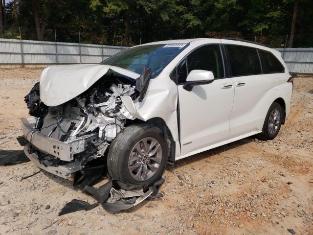 2021 Toyota Sienna XLE