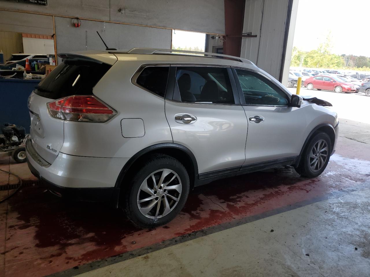 2015 Nissan Rogue S vin: 5N1AT2MV8FC779373