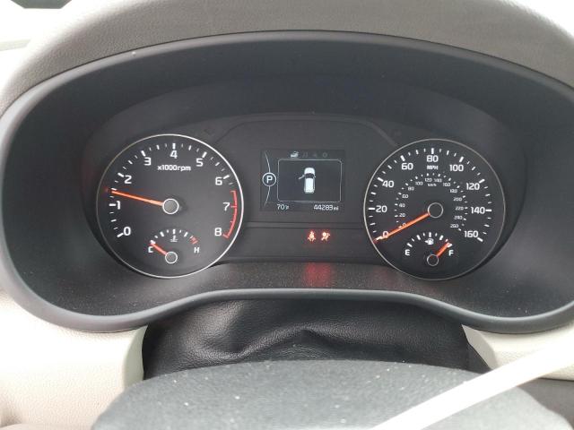 KNDPMCAC8H7120158 KIA Sportage Lx