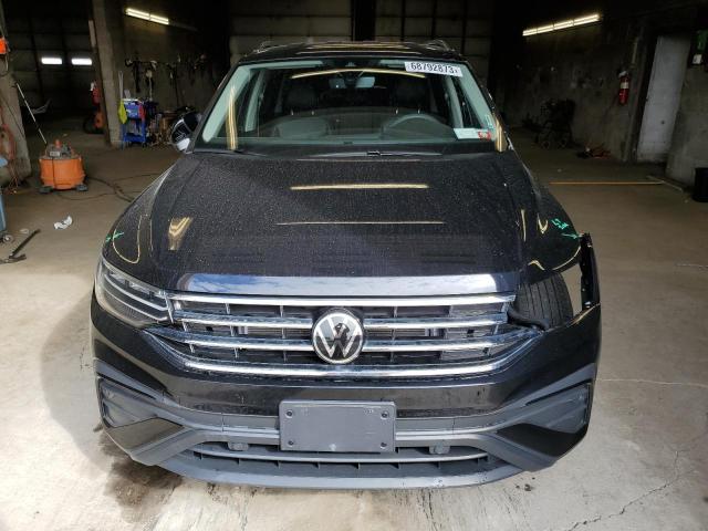 3VV2B7AX4NM102494 Volkswagen Tiguan SE 5