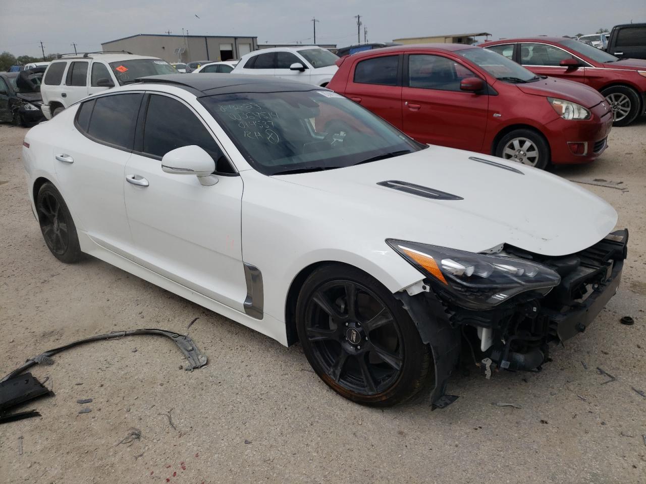 KNAE25LA5J6014537 2018 Kia Stinger Premium