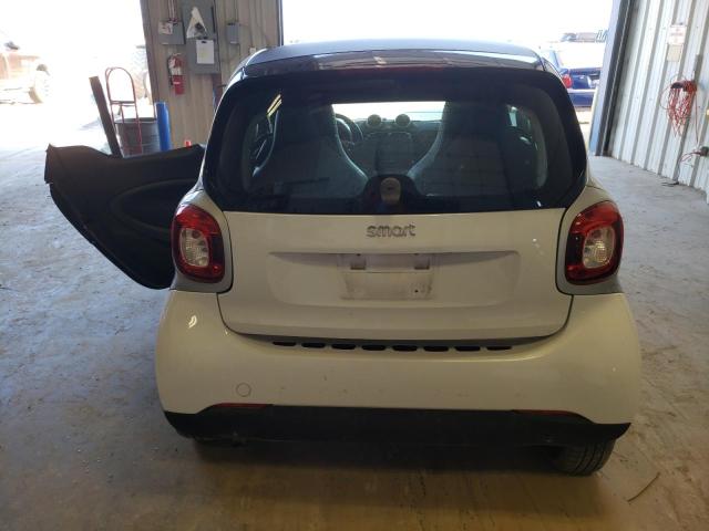 VIN WMEFJ5DA7GK138836 2016 Smart Fortwo no.6