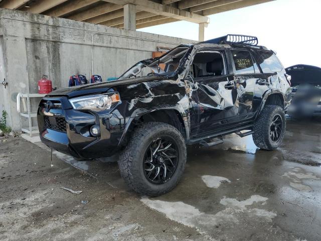 2022 TOYOTA 4RUNNER TR - JTETU5JR5N5975188