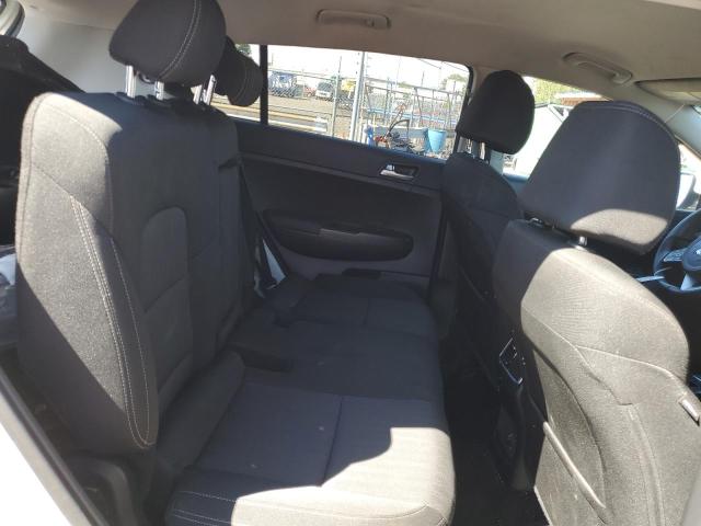 KNDPMCAC2M7931190 KIA Sportage Lx