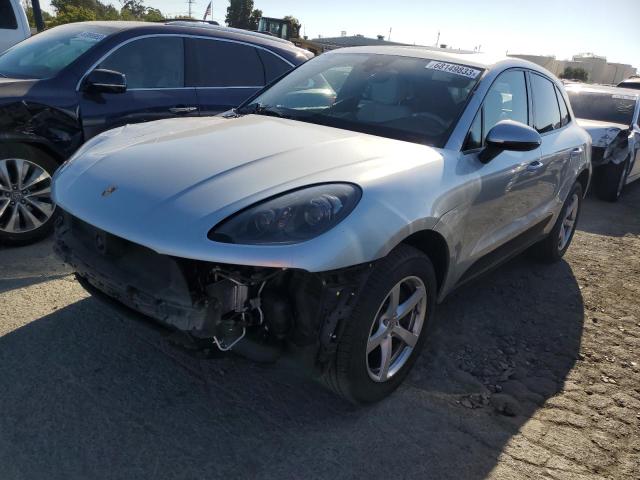 VIN WP1AA2A56JLB03672 2018 Porsche Macan no.1