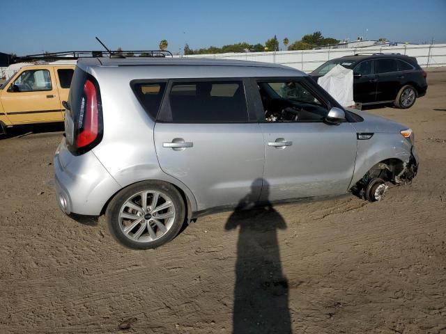 KNDJP3A58J7583762 KIA SOUL +