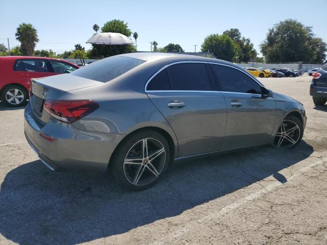 WDD3G4EB2KW018161 Mercedes-Benz A 220