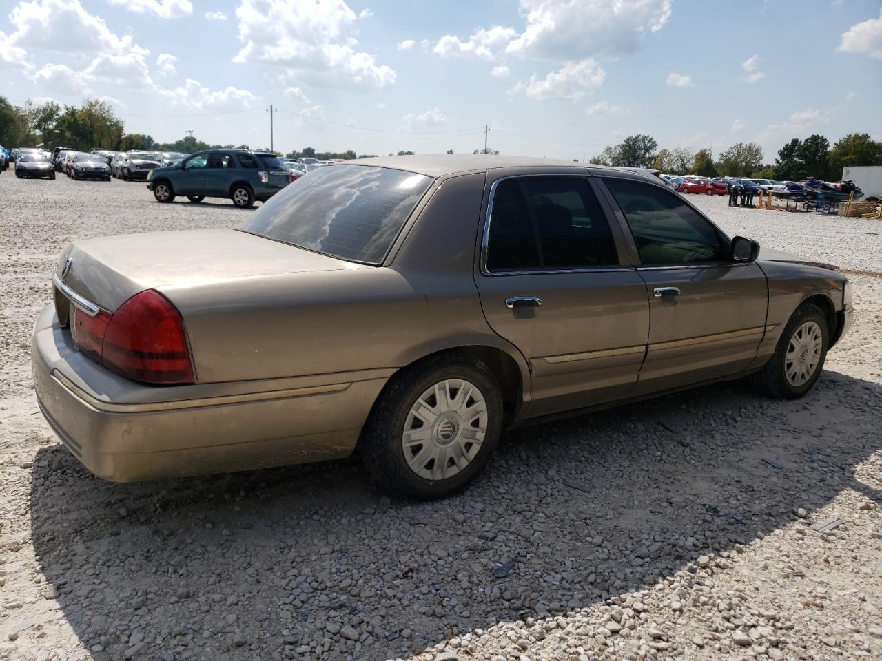 2MEFM74WX4X662227 2004 Mercury Grand Marquis Gs