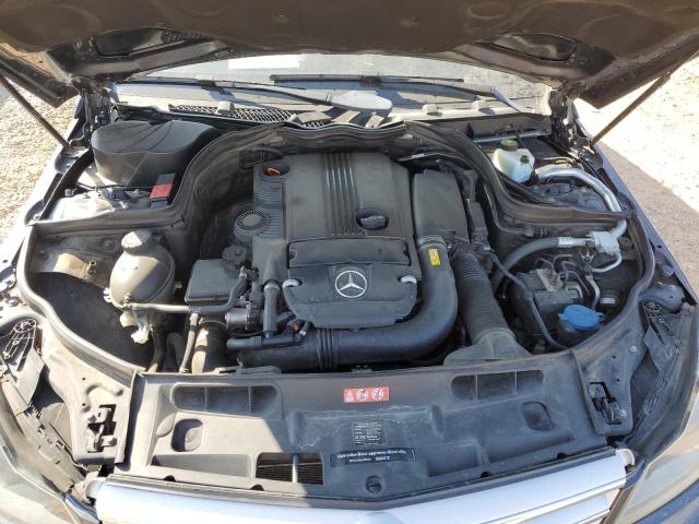 WDDGF4HB8ER315132 Mercedes-Benz C 250
