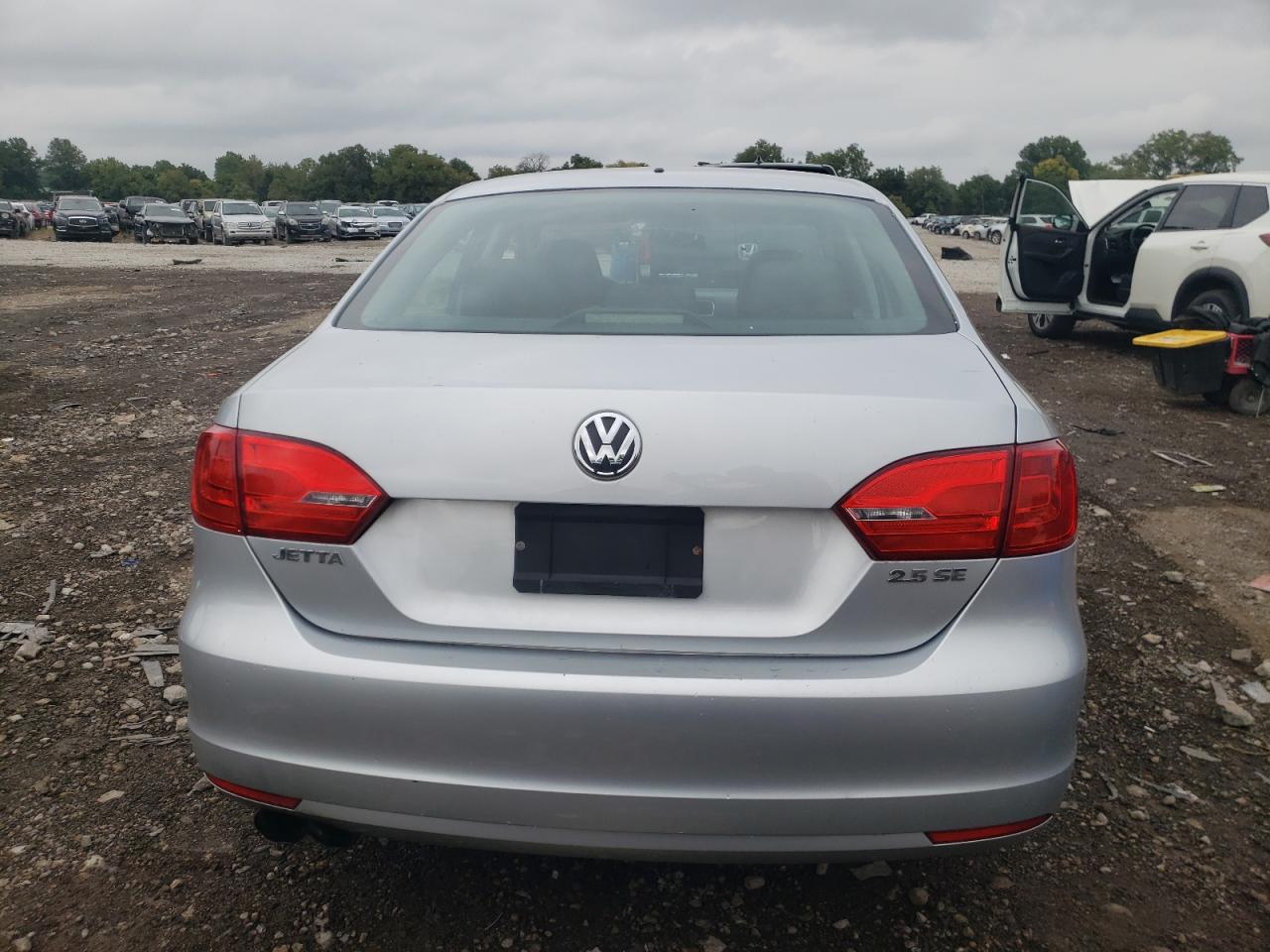 3VWBP7AJ2CM110678 2012 Volkswagen Jetta Se