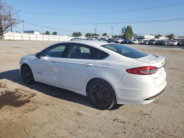 3FA6P0LU0JR137869 2018 FORD FUSION, photo no. 2