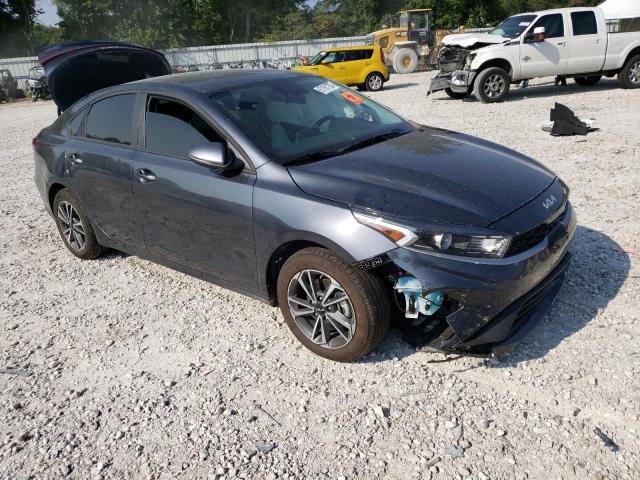 3KPF24AD1PE613484 Kia Forte LX 4