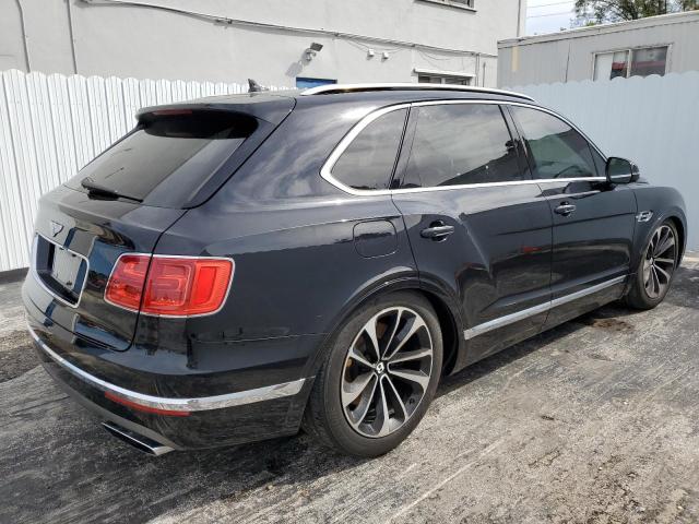 VIN SJAAC2ZV2JC017759 2018 Bentley Bentayga no.3