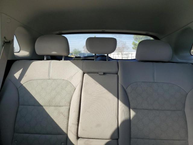 KNDCM3LD8J5202106 KIA NIRO LX