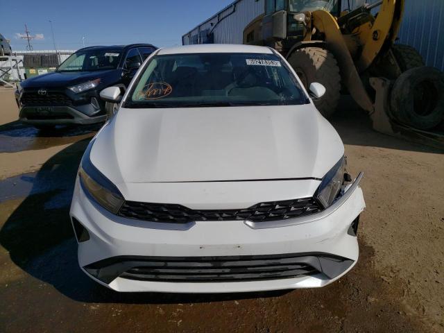 3KPF24AD5NE432790 Kia Forte FE 5