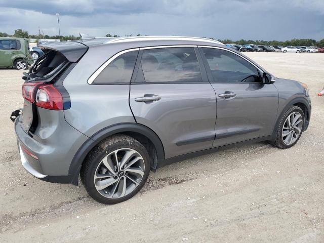 KNDCE3LC6J5120556 KIA Niro Touring