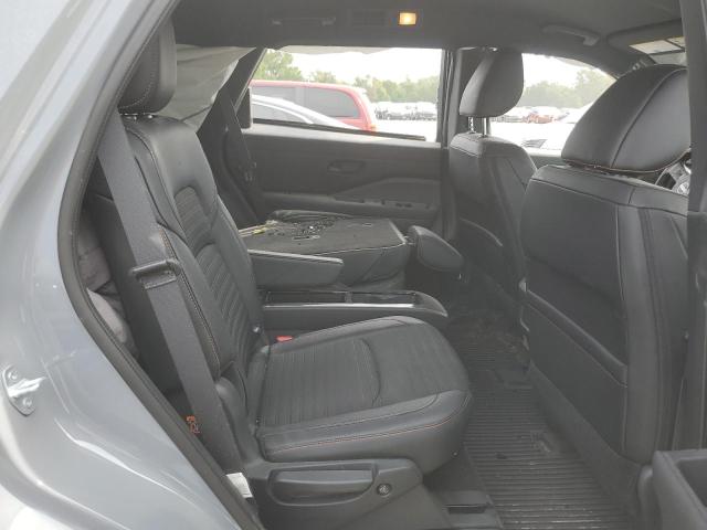 5N1DR3BD9PC210562 Nissan Pathfinder Sv