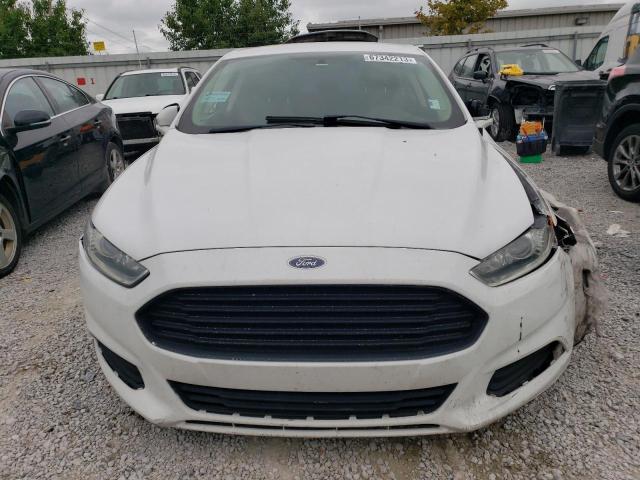 3FA6P0HD2GR176755 Ford FUSION SE