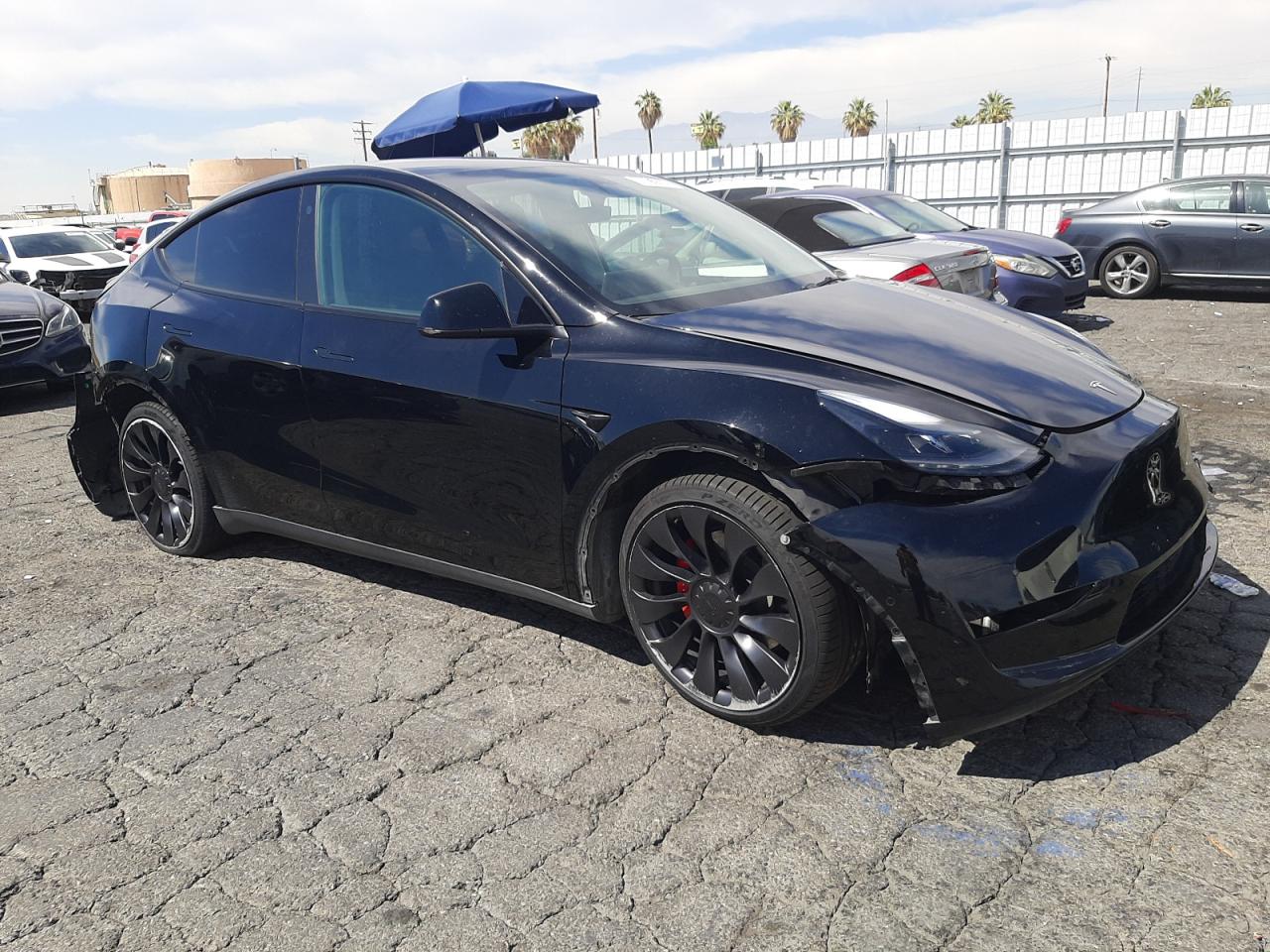 7SAYGDEF4NF574728 Tesla Model Y  4