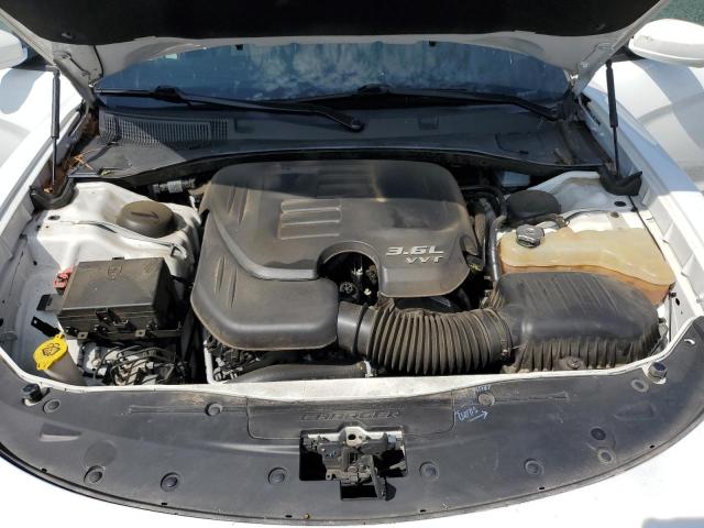 2C3CDXBG2JH272586 Dodge Charger Sxt