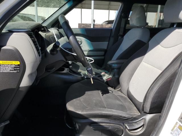 KNDJN2A29E7056812 KIA Soul