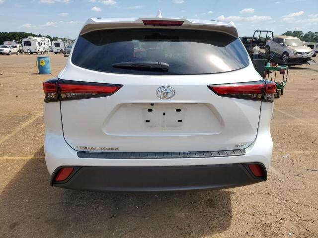 VIN 5TDGZRAH8NS119013 2022 Toyota Highlander, Xle no.6