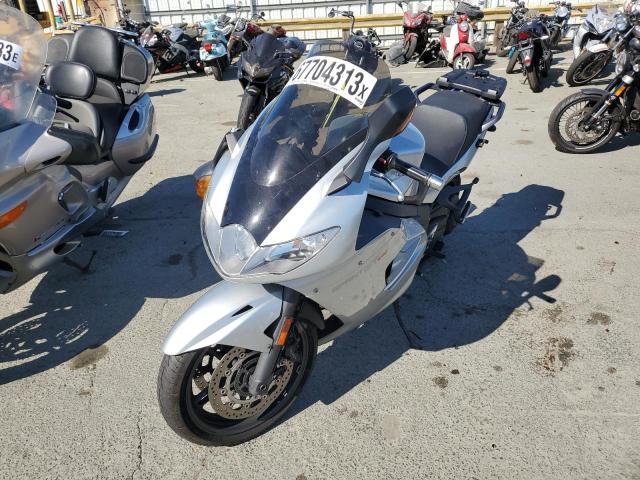 2011 TRIUMPH MOTORCYCLE SPRINT GT - SMT601PKXBJ478626