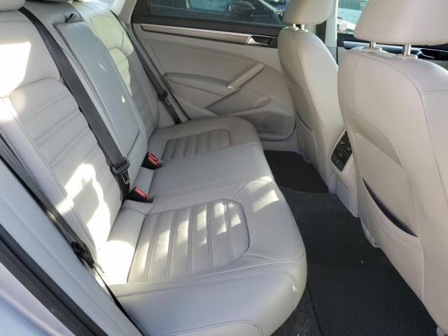 2018 VOLKSWAGEN PASSAT HIG 1VWEA7A37JC019341