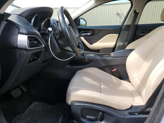 SADCJ2FX8JA281748 Jaguar F-pace Premium