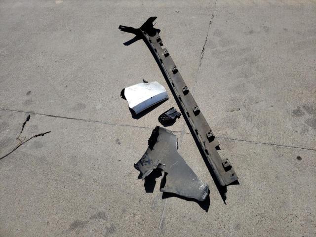 1FMCU0J96HUE93892 Ford Escape Titanium