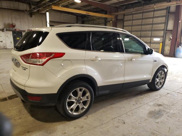 1FMCU9J9XFUC33495 Ford Escape Titanium