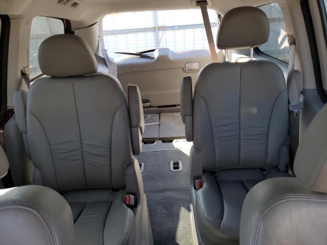 KNDMH4C76E6564704 KIA SEDONA EX